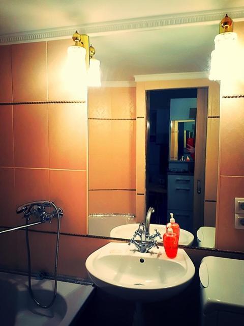 איוונו-פרנקיבסק Apartment In The City Center מראה חיצוני תמונה