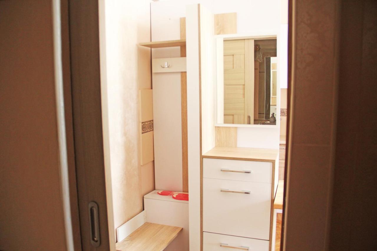 איוונו-פרנקיבסק Apartment In The City Center מראה חיצוני תמונה